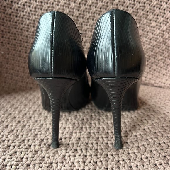 All Saints Black Ribbed/Striped Pumps - Picture 3 of 7